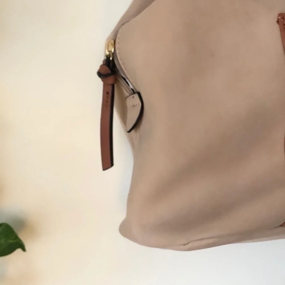 Violet Ray Braided Zip Front Pocket Carter